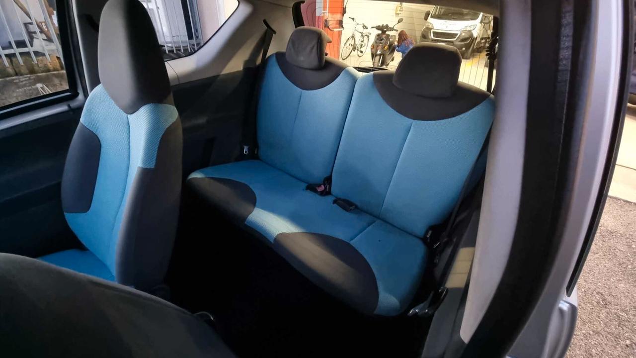 Peugeot 107 1.0 68CV 5p. Desir