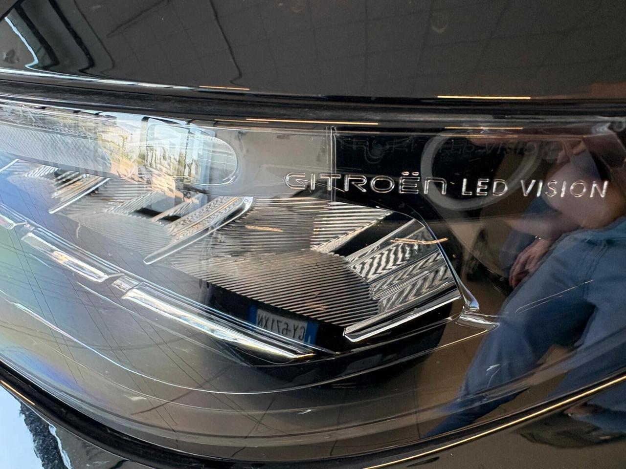 Citroen C3 MAX PureTech 100 6mt SPOTICAR