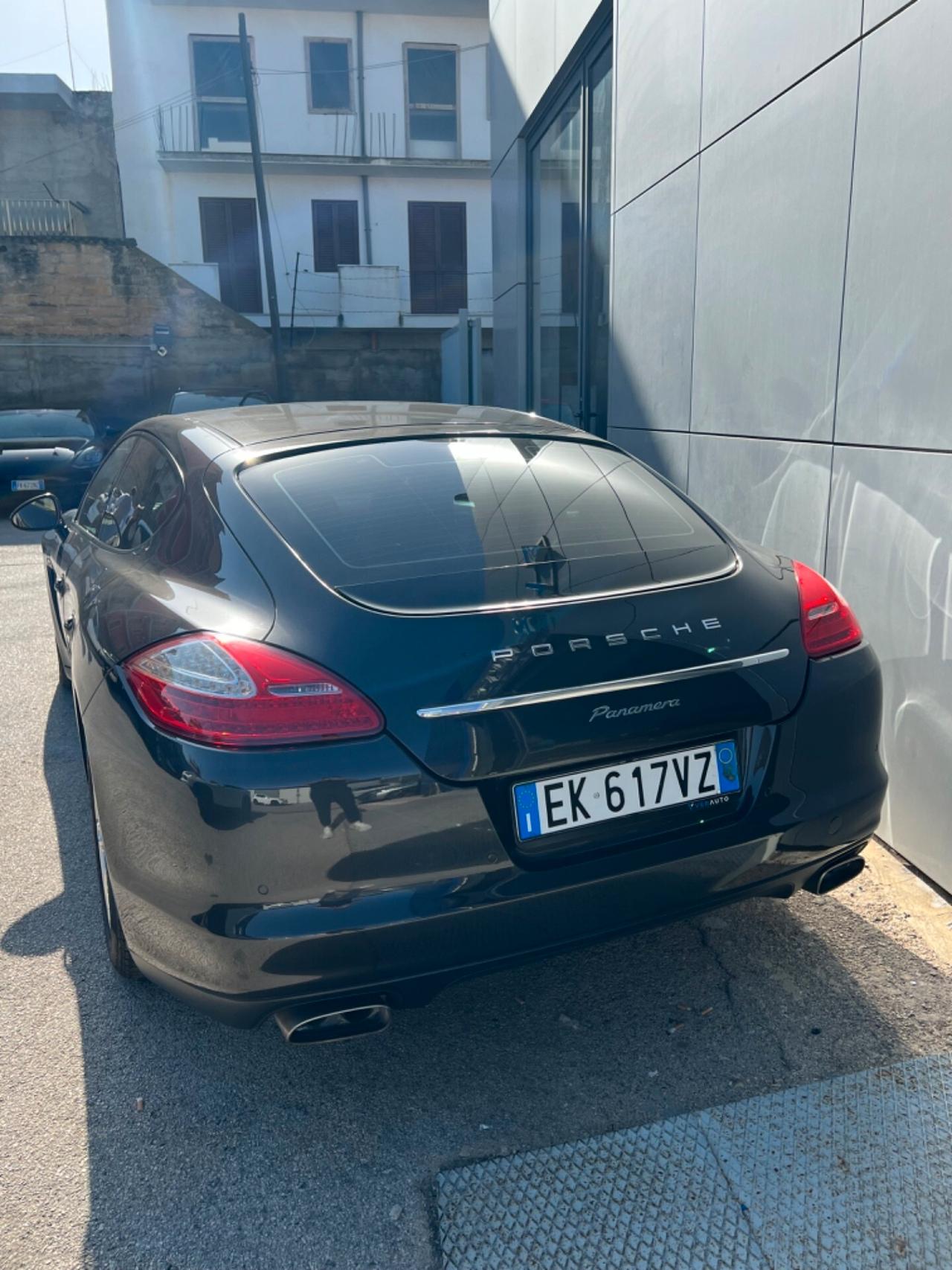 Porsche Panamera 3.0 Diesel - anno 2012 - km 220.000