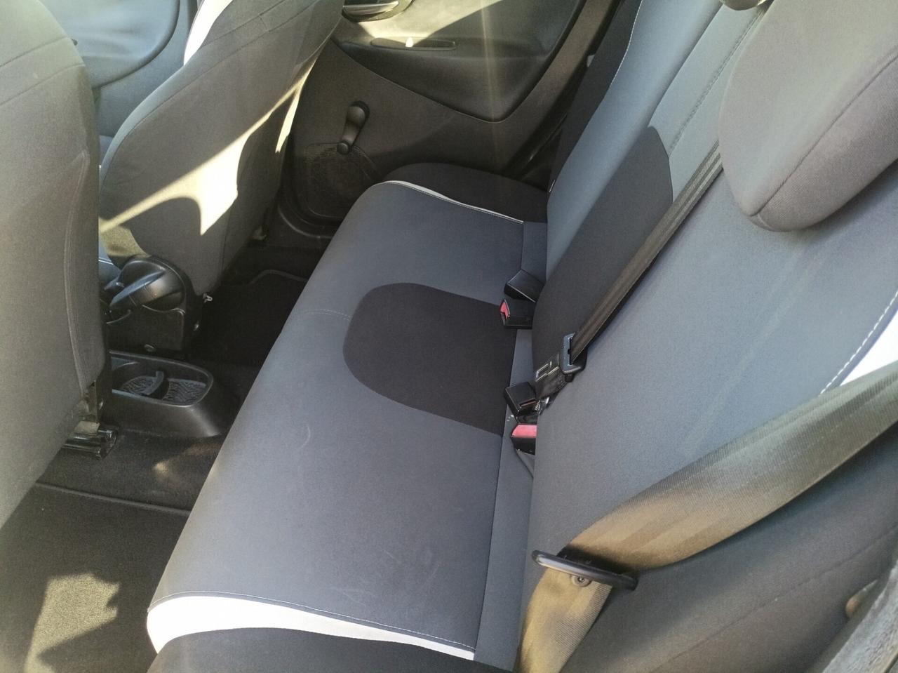 Lancia Ypsilon 1.2 69 CV 5 porte GPL Ecochic Gold