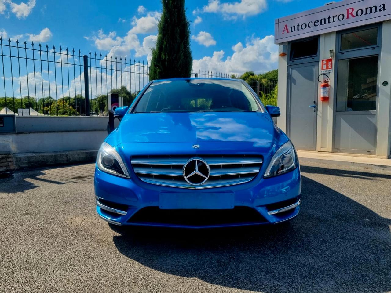 Mercedes-benz B 180