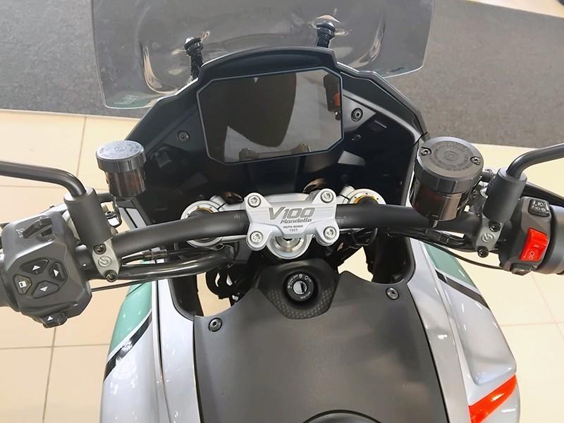 Moto Guzzi V100 Mandello S