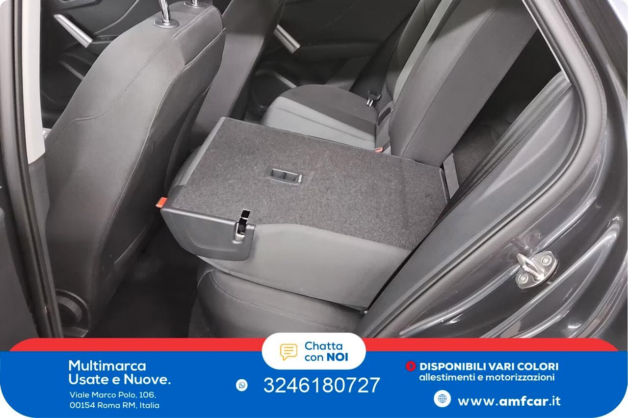 Audi Q2 35 TFSI Business S Tronic Navi