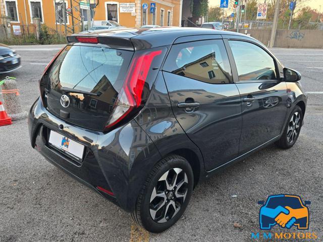 TOYOTA Aygo Connect 1.0 VVT-i 72 CV 5 porte x-fun