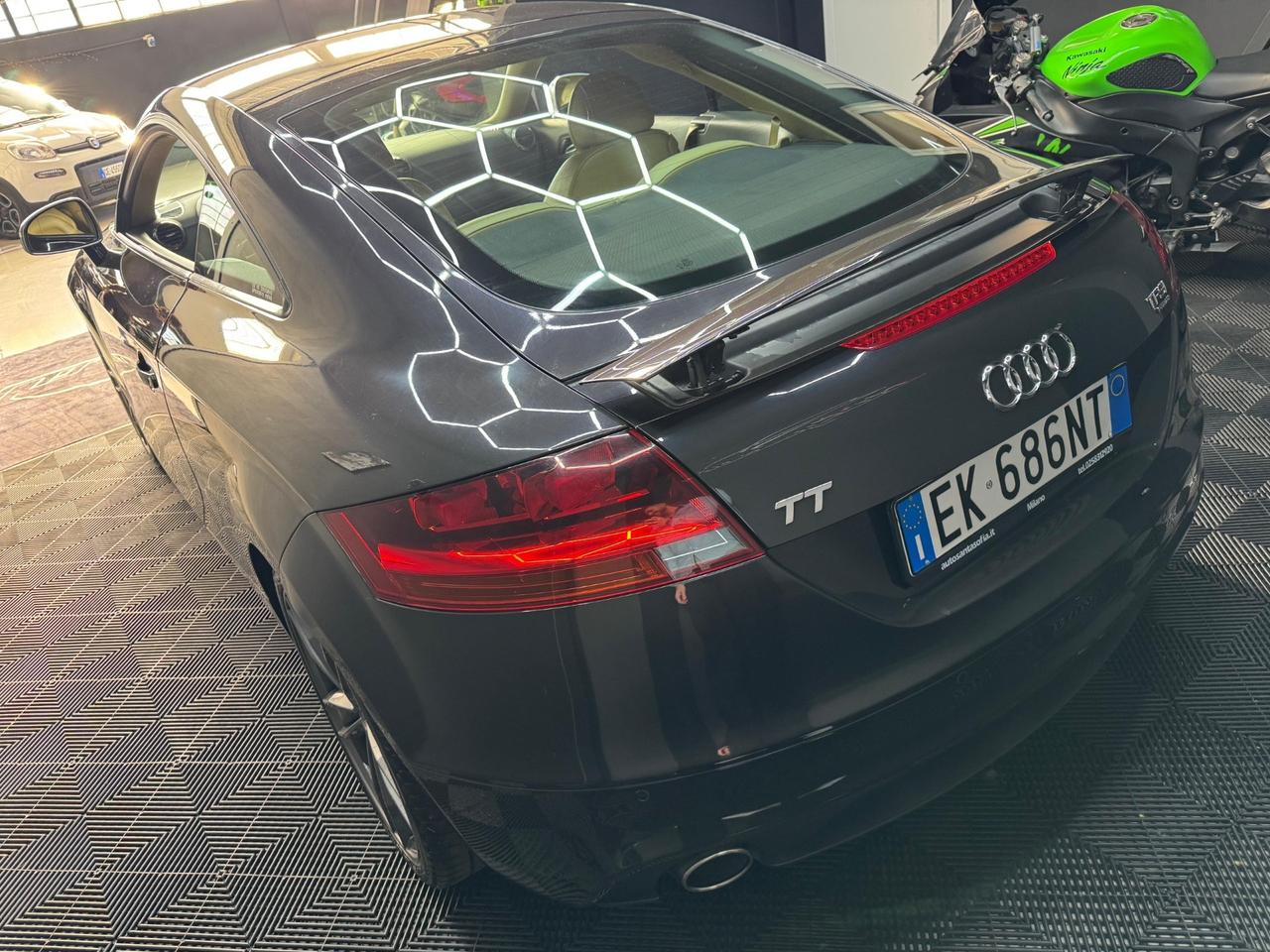 Audi TT 2.0 TFSI 211 CV Quattro – 2011 – 189.000 km