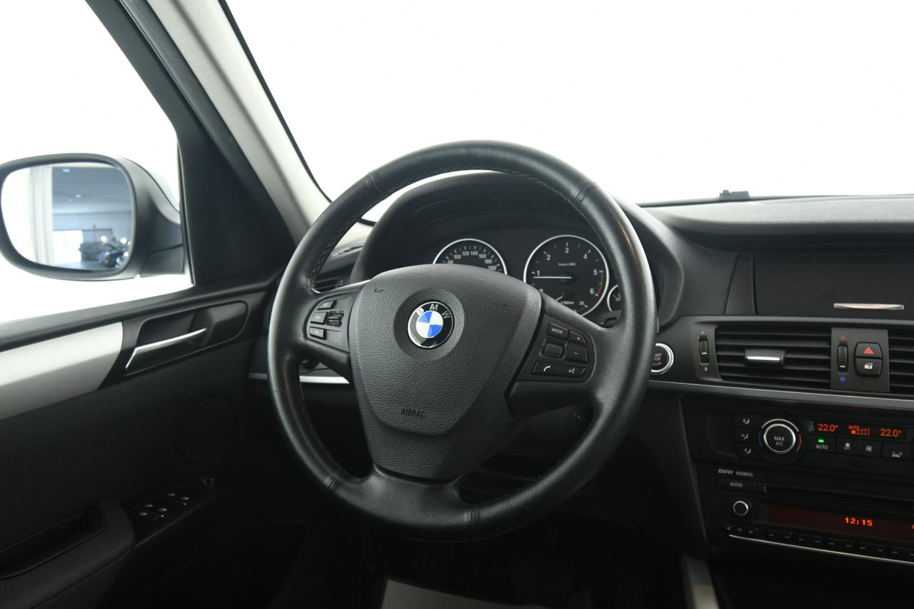 BMW X3 sdrive18d Business auto COMMERCIANTI+C17"