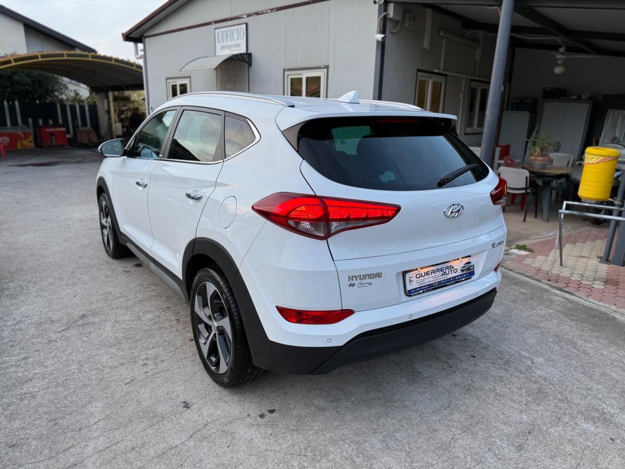 Hyundai Tucson 1.7 CRDi XPossible KM CERTIF