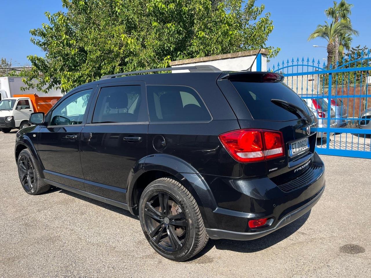Fiat freemont-2.0 mjt/170 cv -4x4- camb aut-12/2013