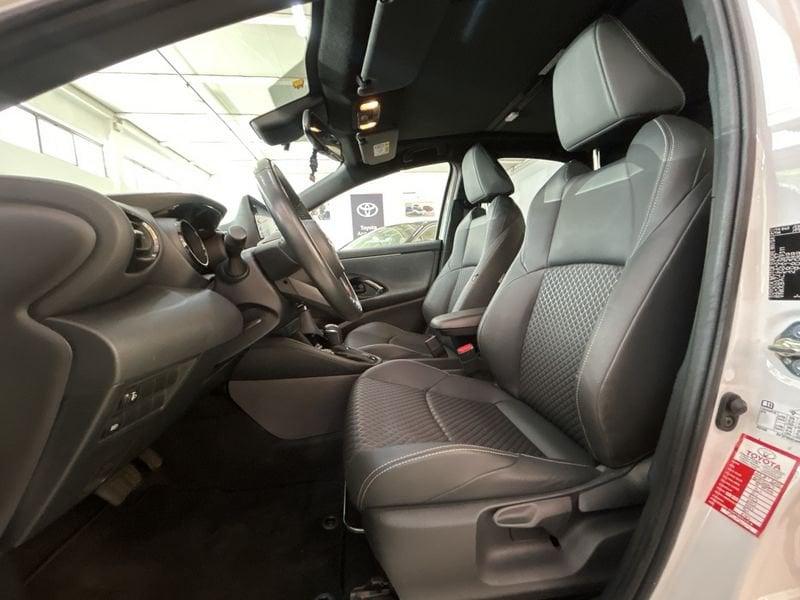 Toyota Yaris Hybrid Lounge MY22