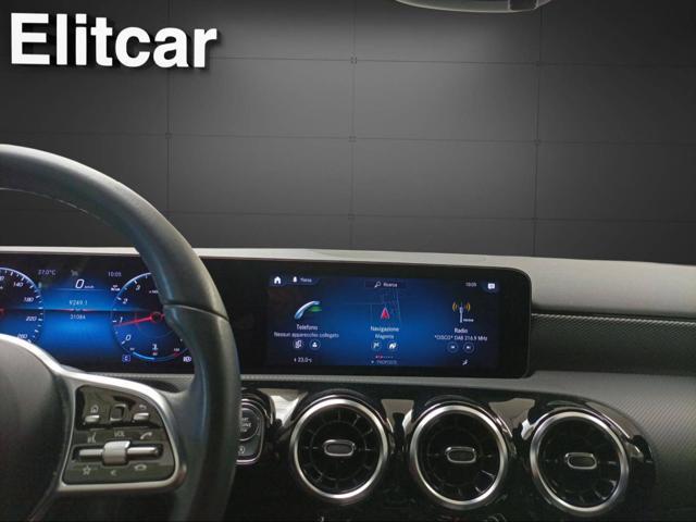 MERCEDES-BENZ A 160 Sport