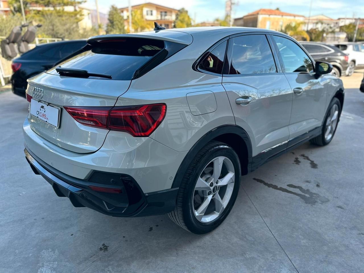 Audi Q3 SPB 35 TDI S tronic line edition - Arrow grey