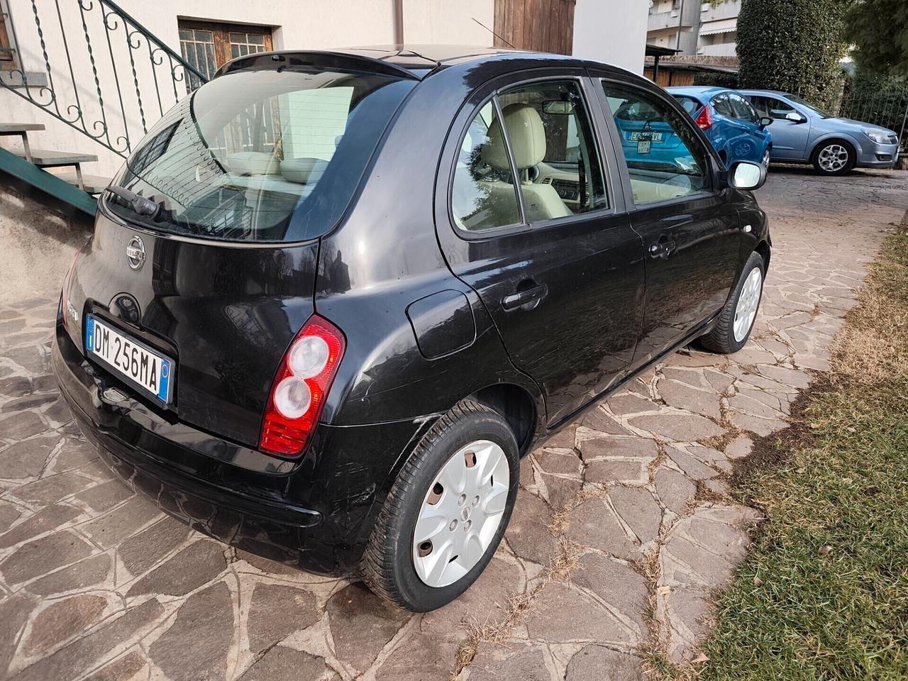 Nissan Micra 1.2 16V 5 porte Acenta