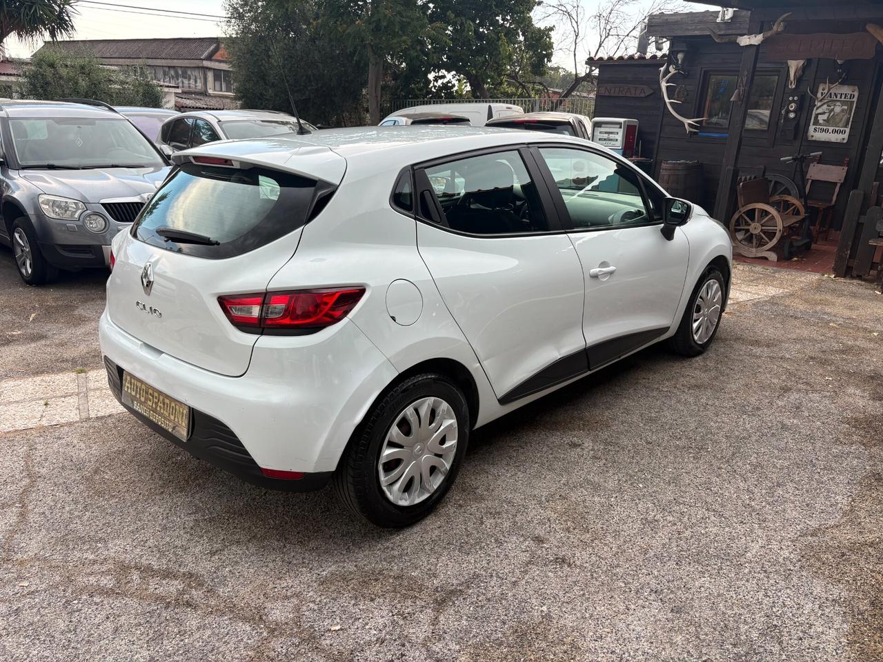 Renault Clio 1.2 75CV 5 porte Costume National
