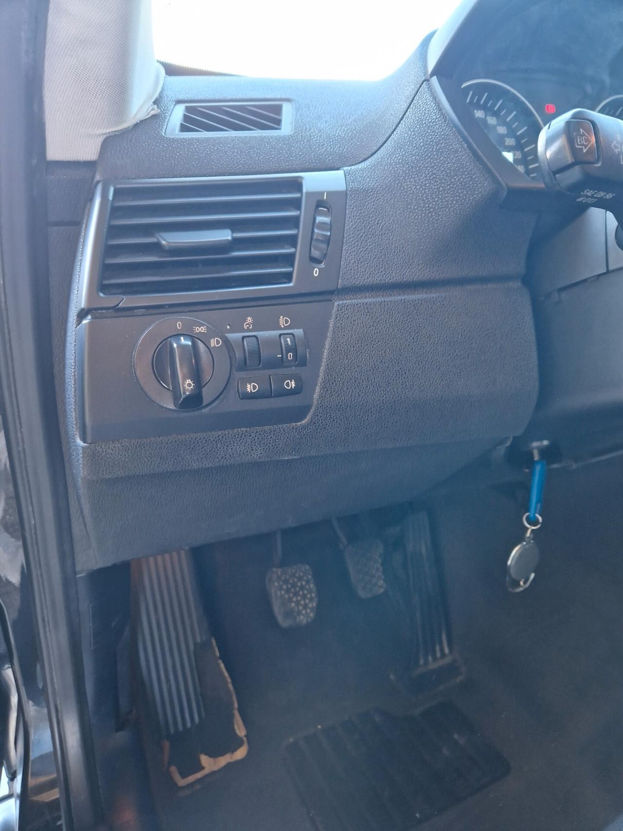 Bmw X3 2.0d cat Futura