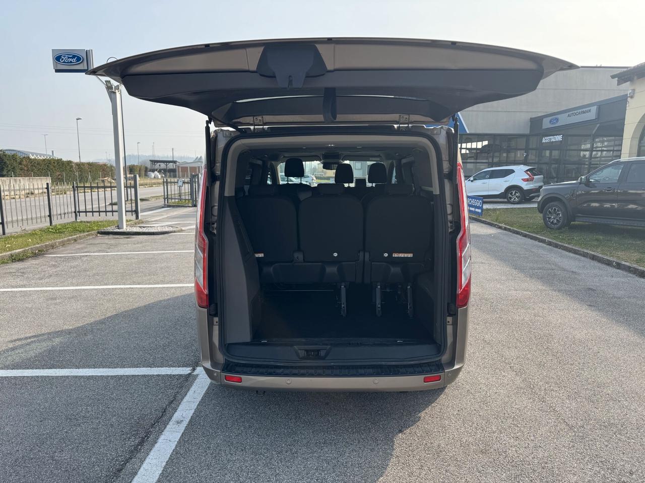 Ford Tourneo Custom Trend 2.0 TDCi 130CV 9posti