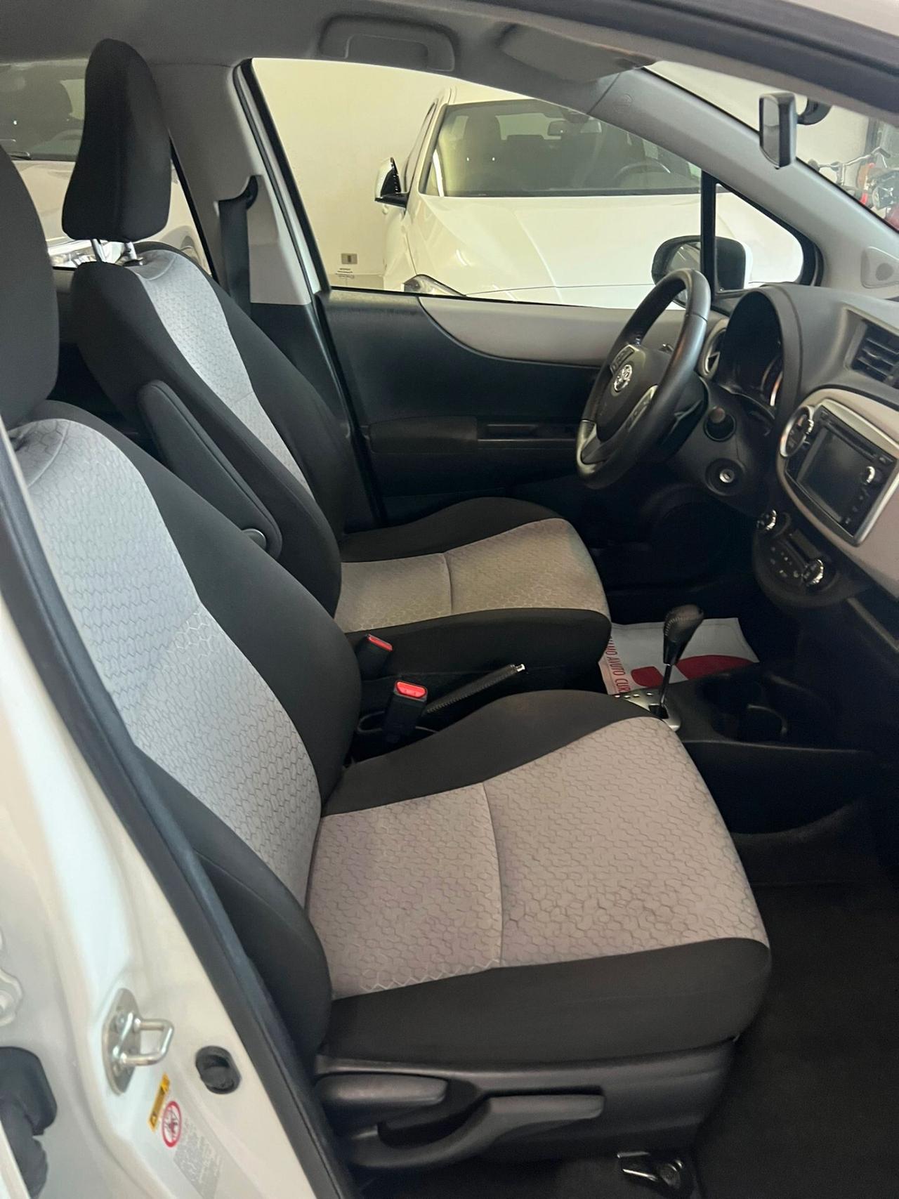 Toyota Yaris 1.0 5 porte Lounge