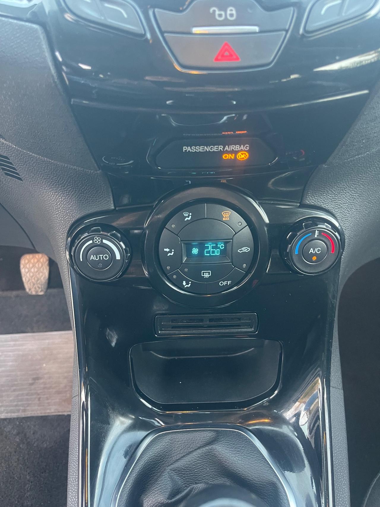 Ford Fiesta Titanium 1.2 60cv