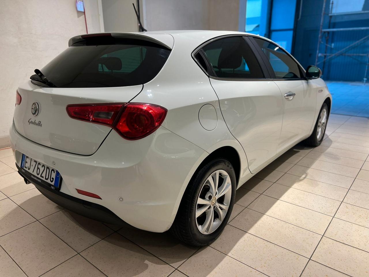 Alfa Romeo Giulietta 1.6 JTDm-2BER *PIENO OMAGGIO*