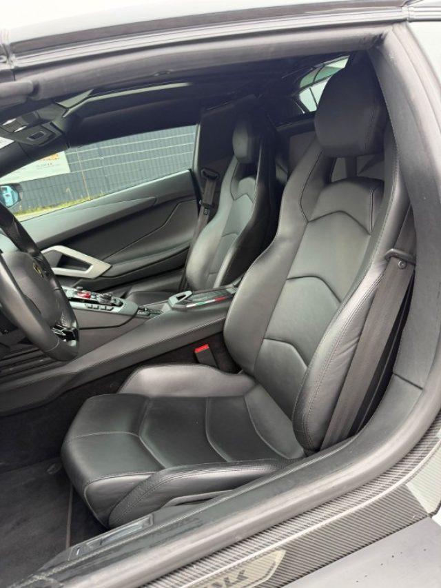 LAMBORGHINI Aventador S 6.5 Roadster