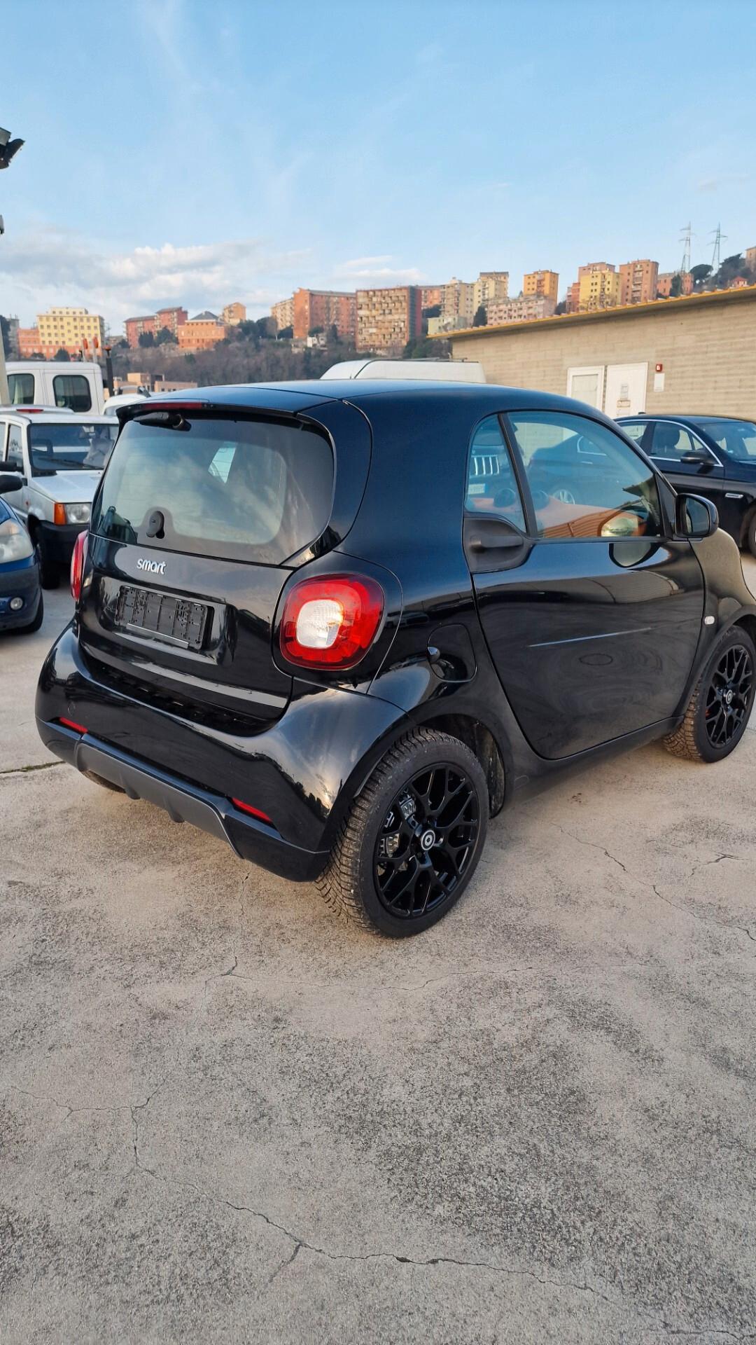 Smart ForTwo 70 1.0 twinamic Passion BRABUS STYLE