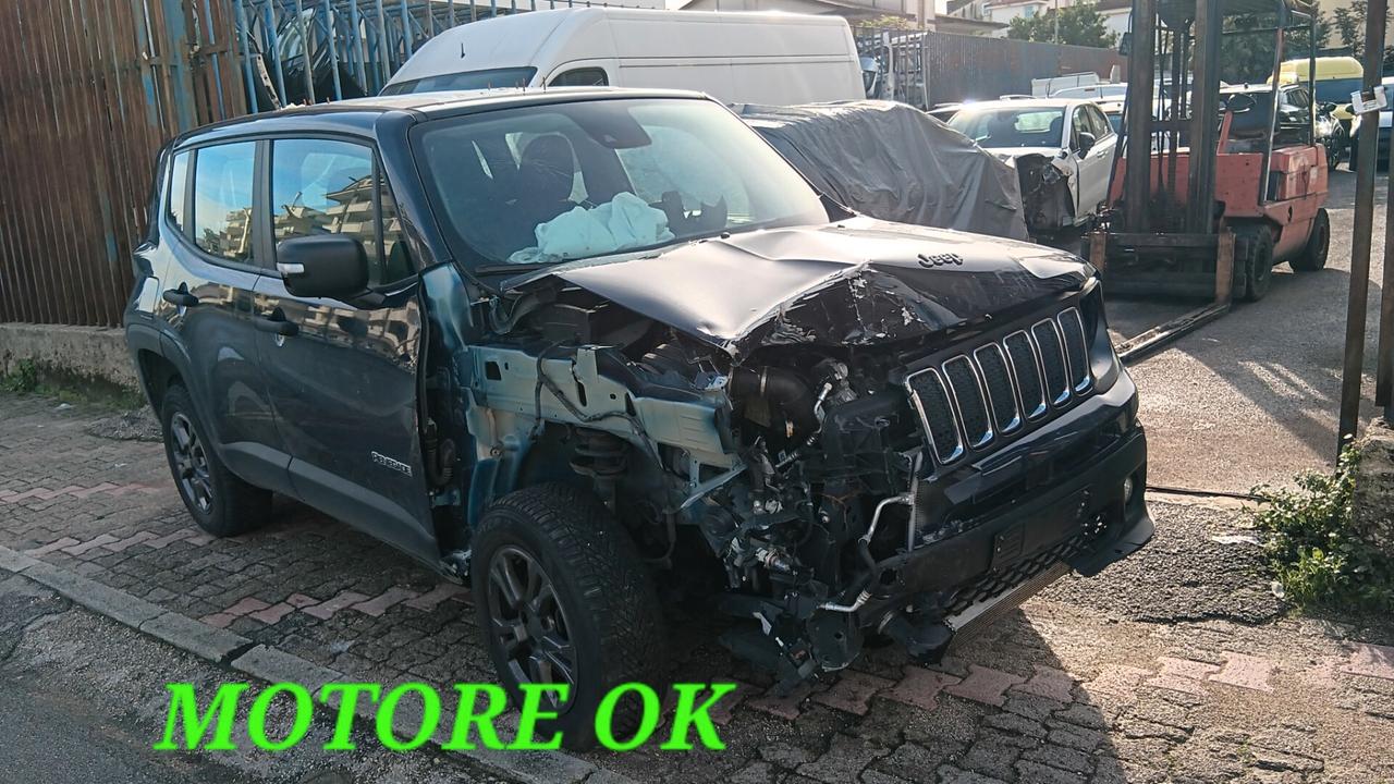 Jeep Renegade 4x4 incidentata sinistrata mondialcars