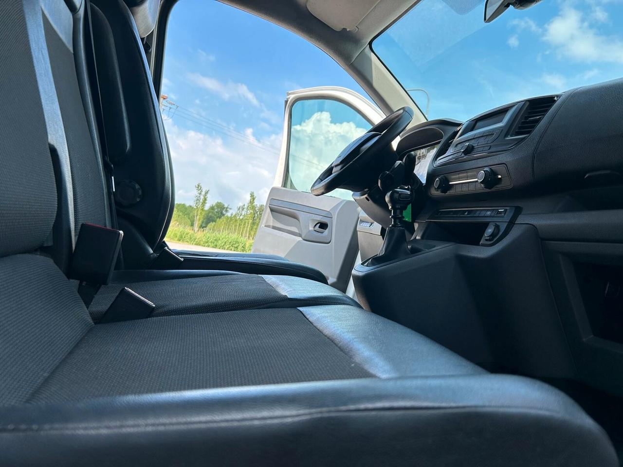 Peugeot Expert PREMIUM BlueHDi 100 PL-TN Furgone SPOTICAR