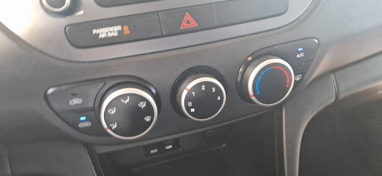Hyundai i10 1.0 MPI Select Tagliandata e perfetta clima 5 porte