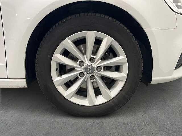 Audi A3 SPB 30 g-tron S tronic Business