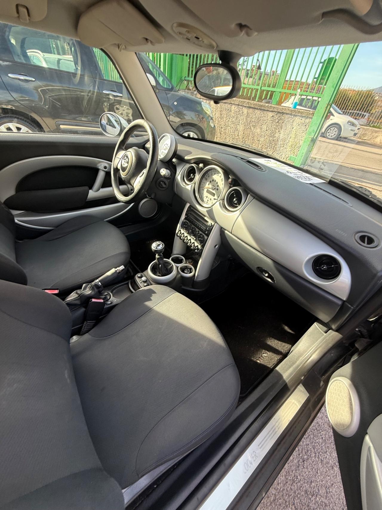 Mini 1.6 16V Cooper
