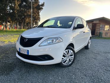 Lancia Ypsilon 1.0 Hybrid*NEOPATENTATI*UNIPRO*