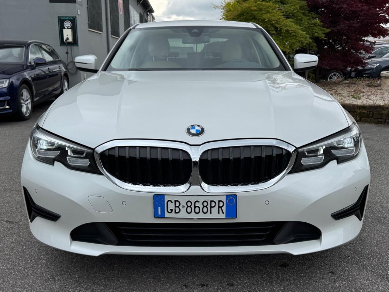 Bmw 318 318d Advantage aut. Tagliandi bmw ufficiali