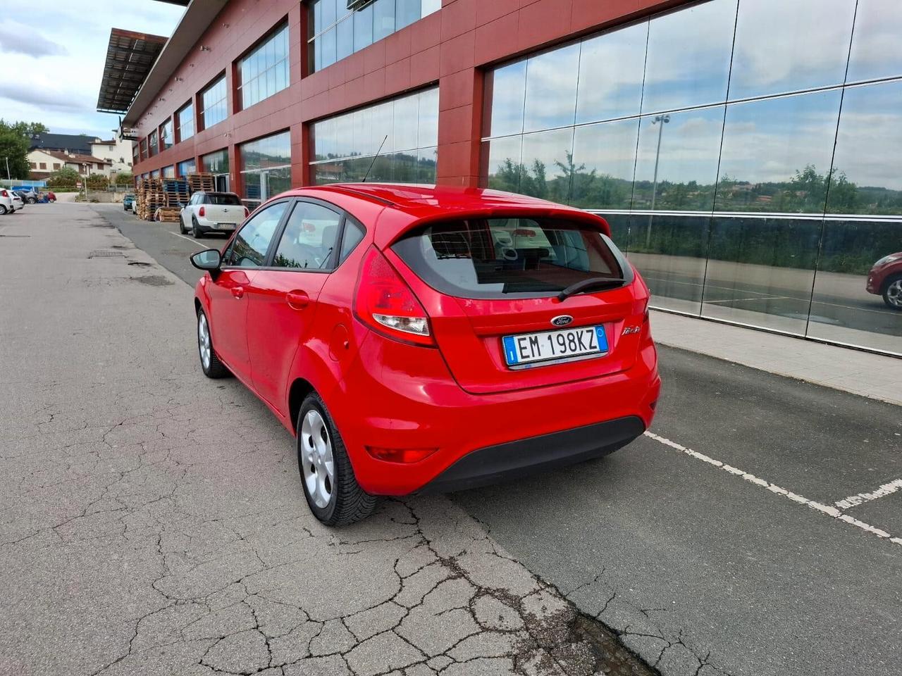 Ford Fiesta 1.4 5 porte Bz.- GPL Titanium