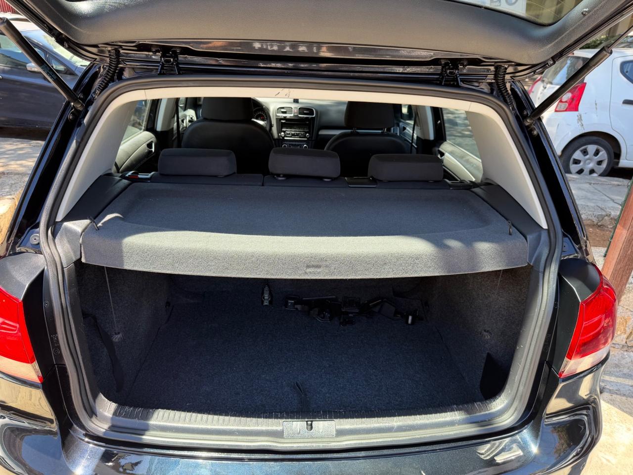 Volkswagen Golf VI 1.6 TDI Comfortline