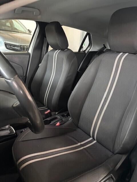 Opel Corsa 1.5 100 CV HDI Design & Tech