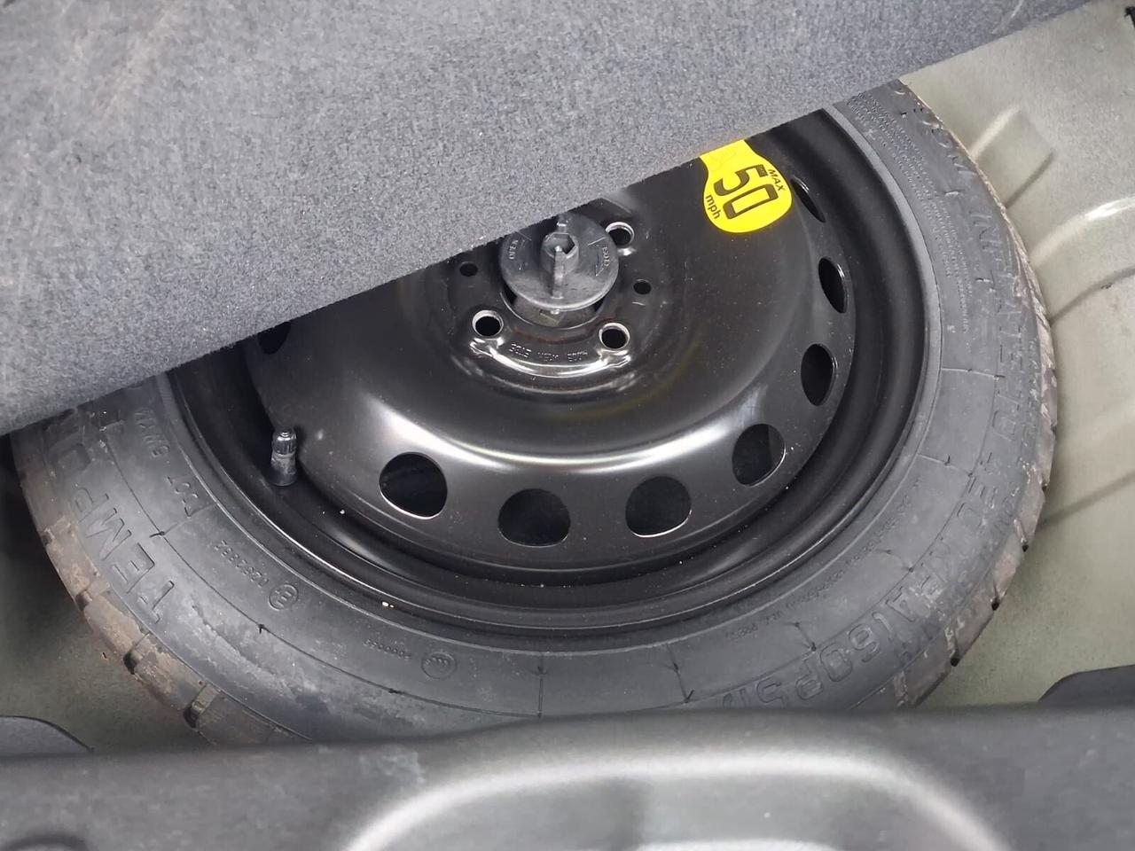 Fiat Panda 1.0 FireFly S&S Hybrid Garmin