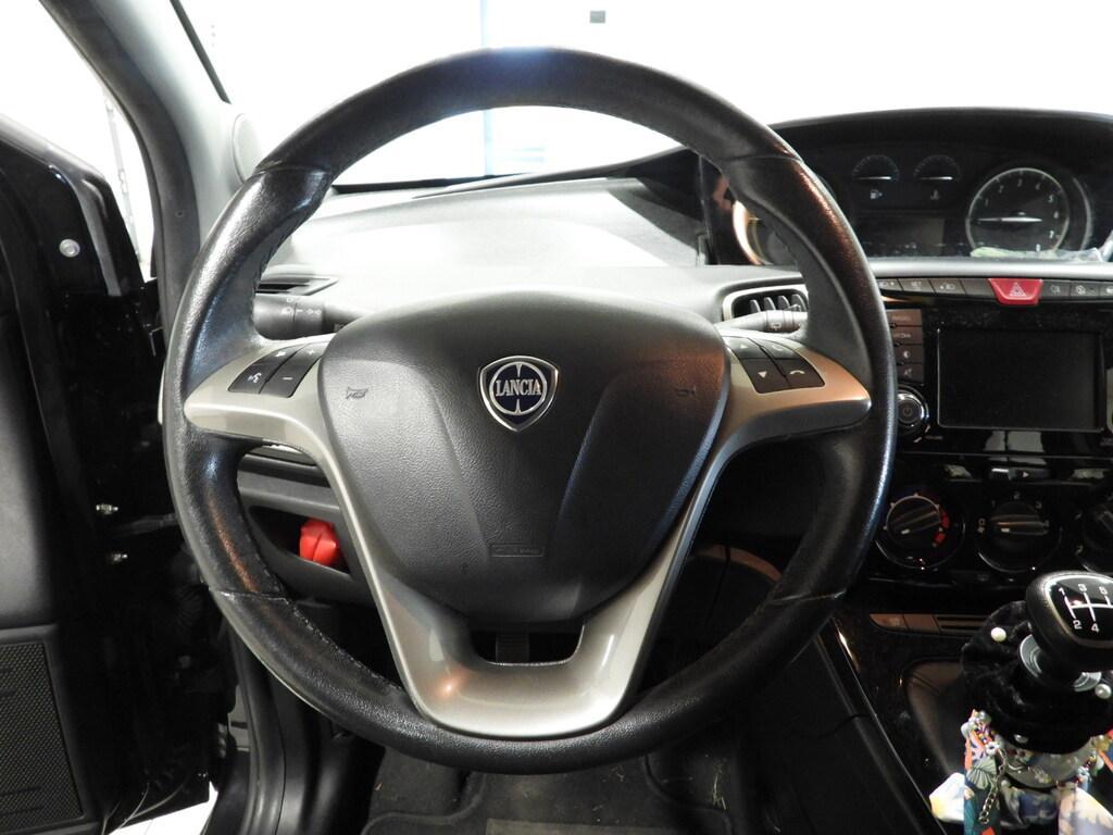 Lancia Ypsilon 5 Porte 1.2 Gold