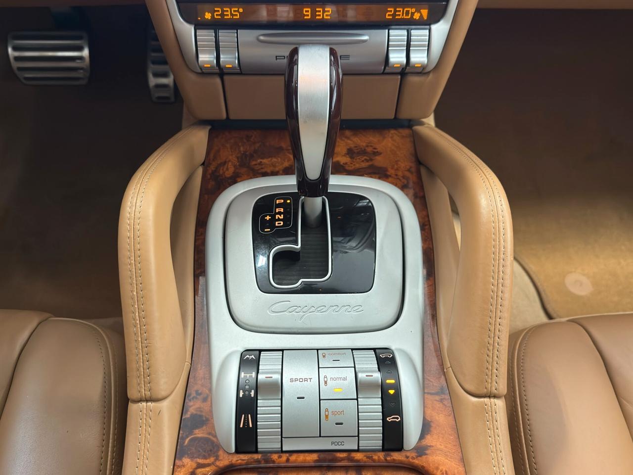 Porsche Cayenne 4.8 Turbo