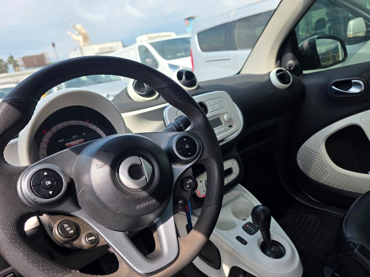 Smart ForTwo 1000 52 kW MHD coupé pulse