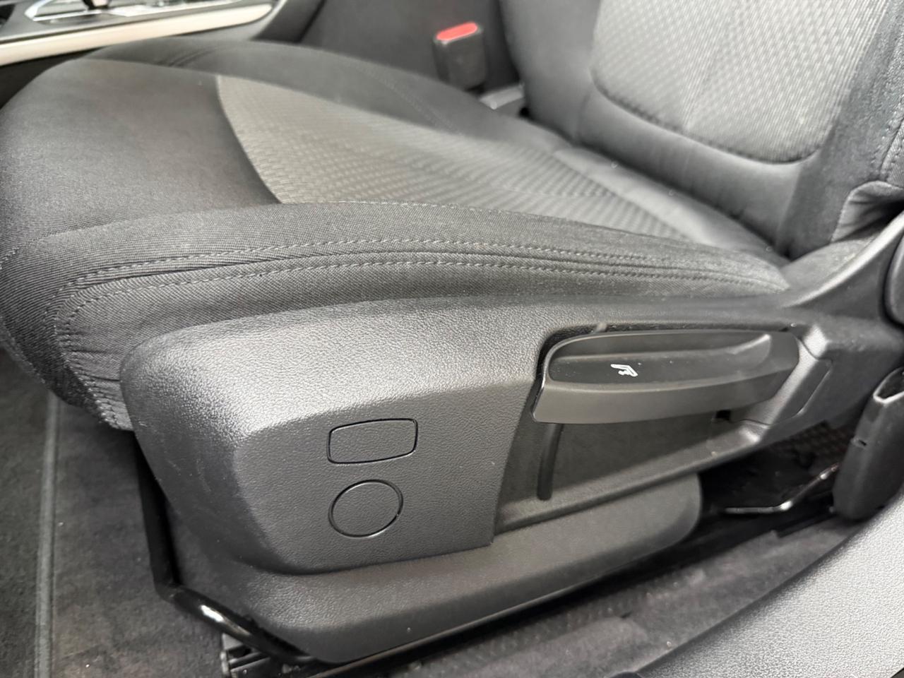 Bmw 116d 5p. Advantage Automatica