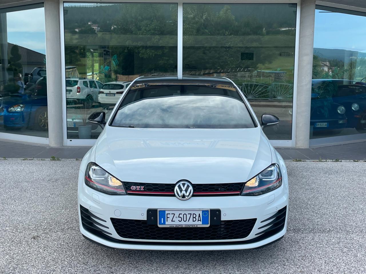 Volkswagen Golf GTI Performance 2.0 TSI 3p. "MANUALE"