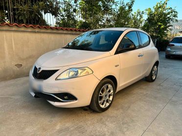 Lancia Ypsilon 1.2 Benz/GPL - 2016