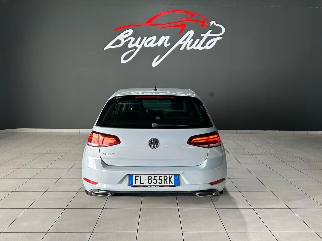 Volkswagen Golf 115 CV 5p. R- LINE