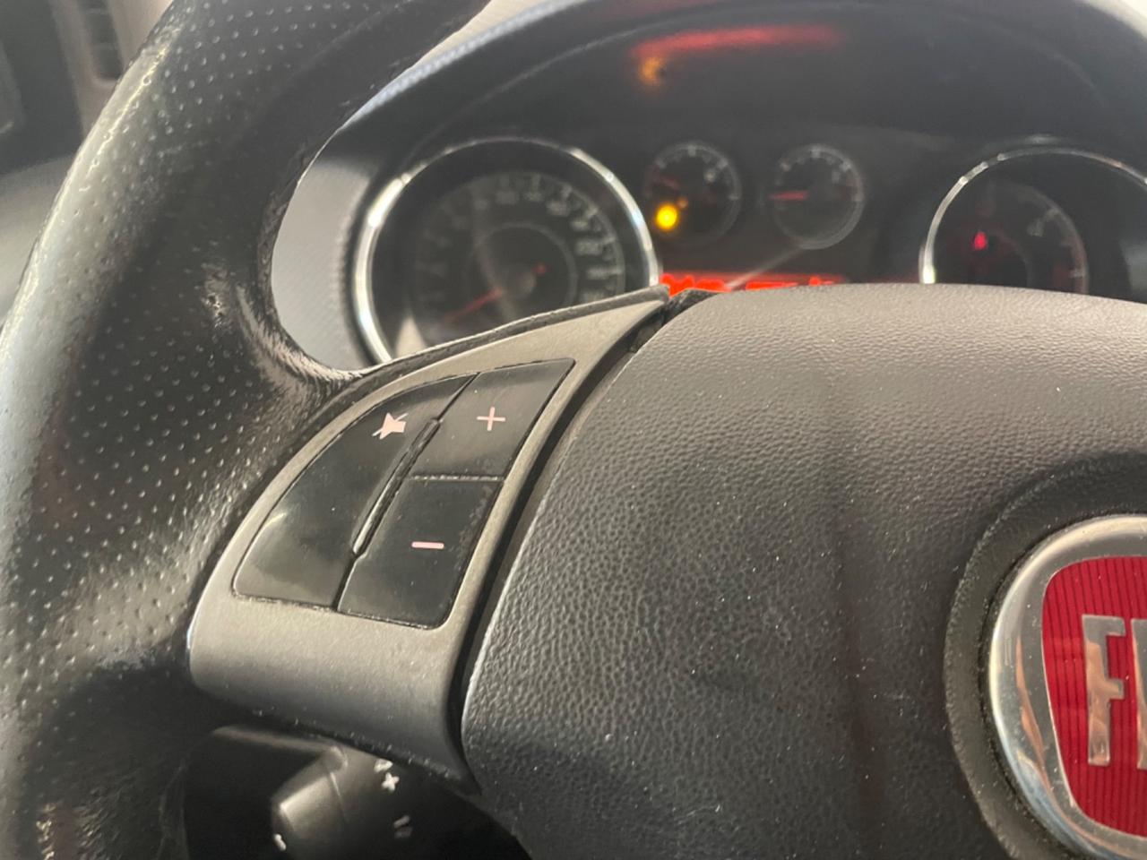 Fiat Bravo 1.6 MJT 120 CV DPF Emotion Perfetta !