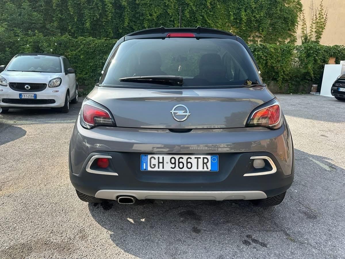 Opel Adam Rocks 1.2 70 CV