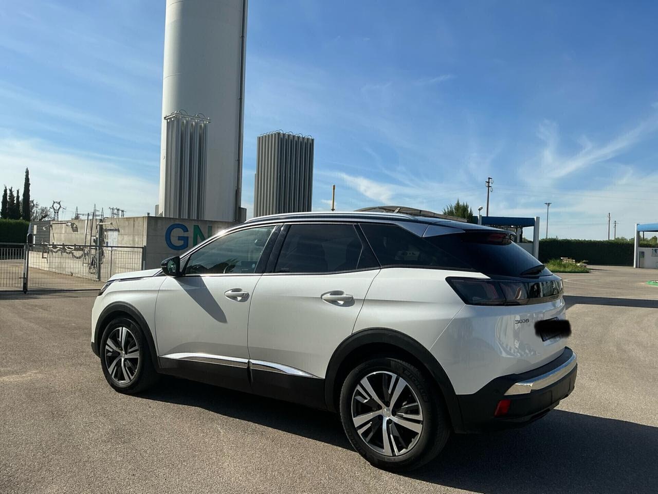 PEUGEOT 3008 1.5 DIESEL 130cv ALLURE -12/2020