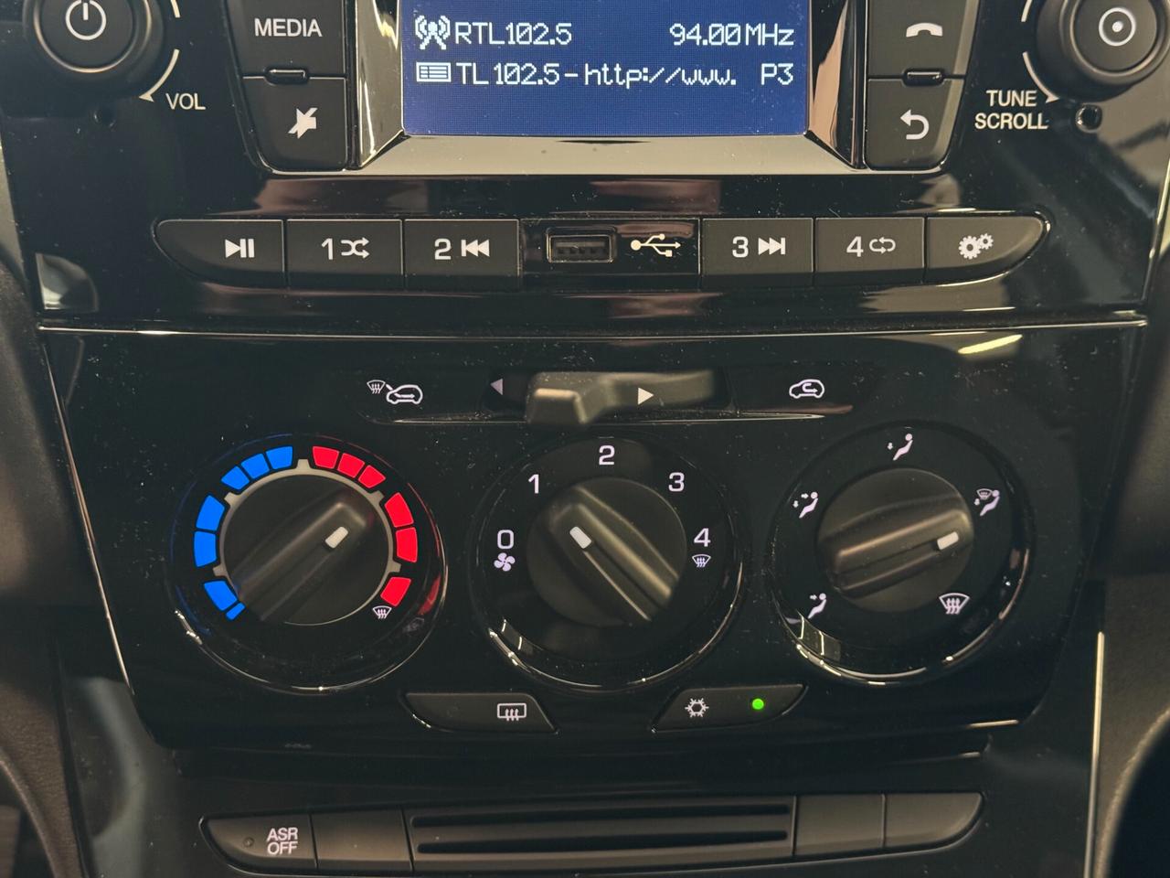 Lancia Ypsilon LANCIA YPSILON 1.0cc 69Cv Platino