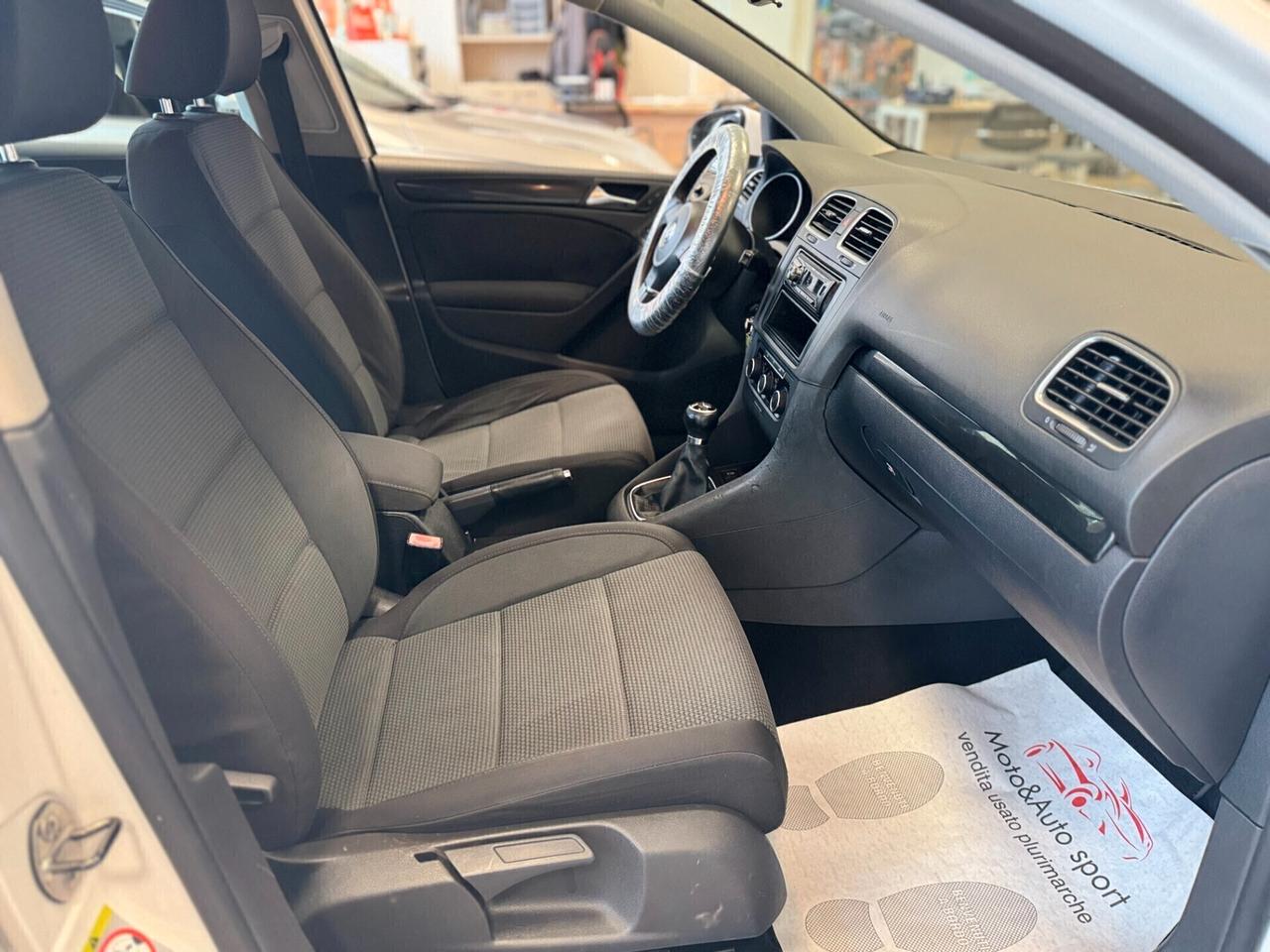 Volkswagen Golf 1.6 TDI 5p.