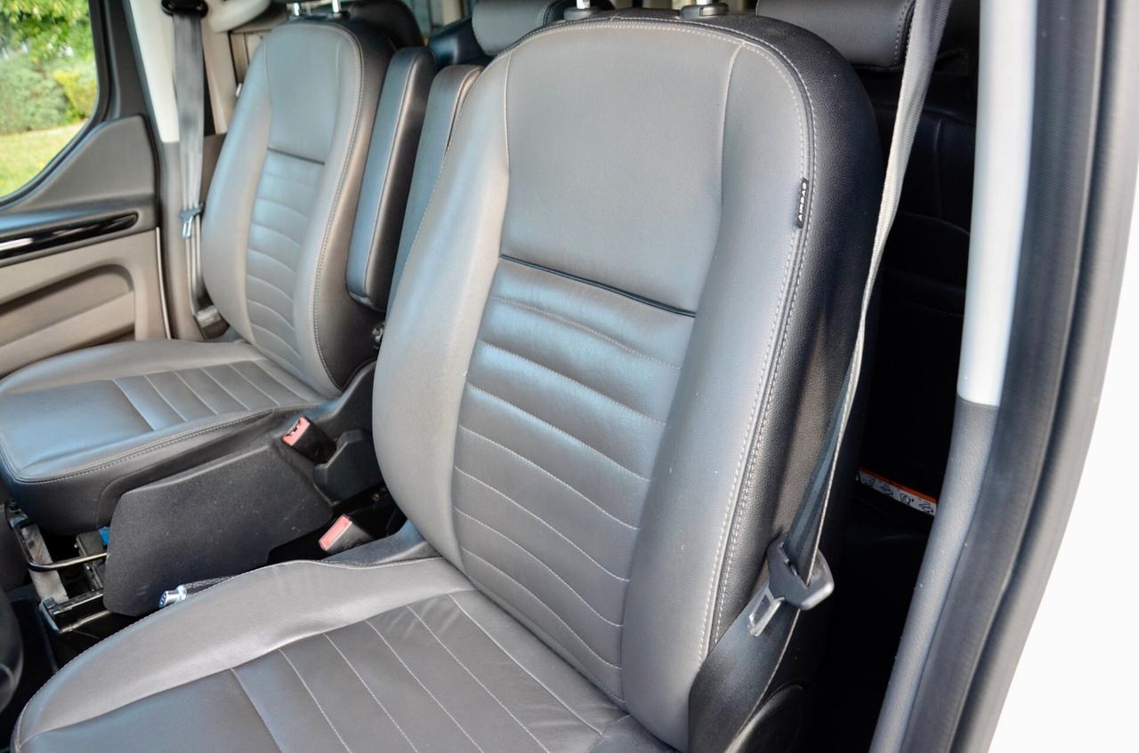 FORD TOURNEO CUSTOM 2.0 ECO HYBRID TITANIUM X 131cv 8 POSTI PASSO LUNGO, GAR. FORD 10/27, SERVICE FORD, UFF ITALIANA, GANCIO TRAINO, RETROCAMERA, PELLE, APPLE ANDROID, PERMUTE