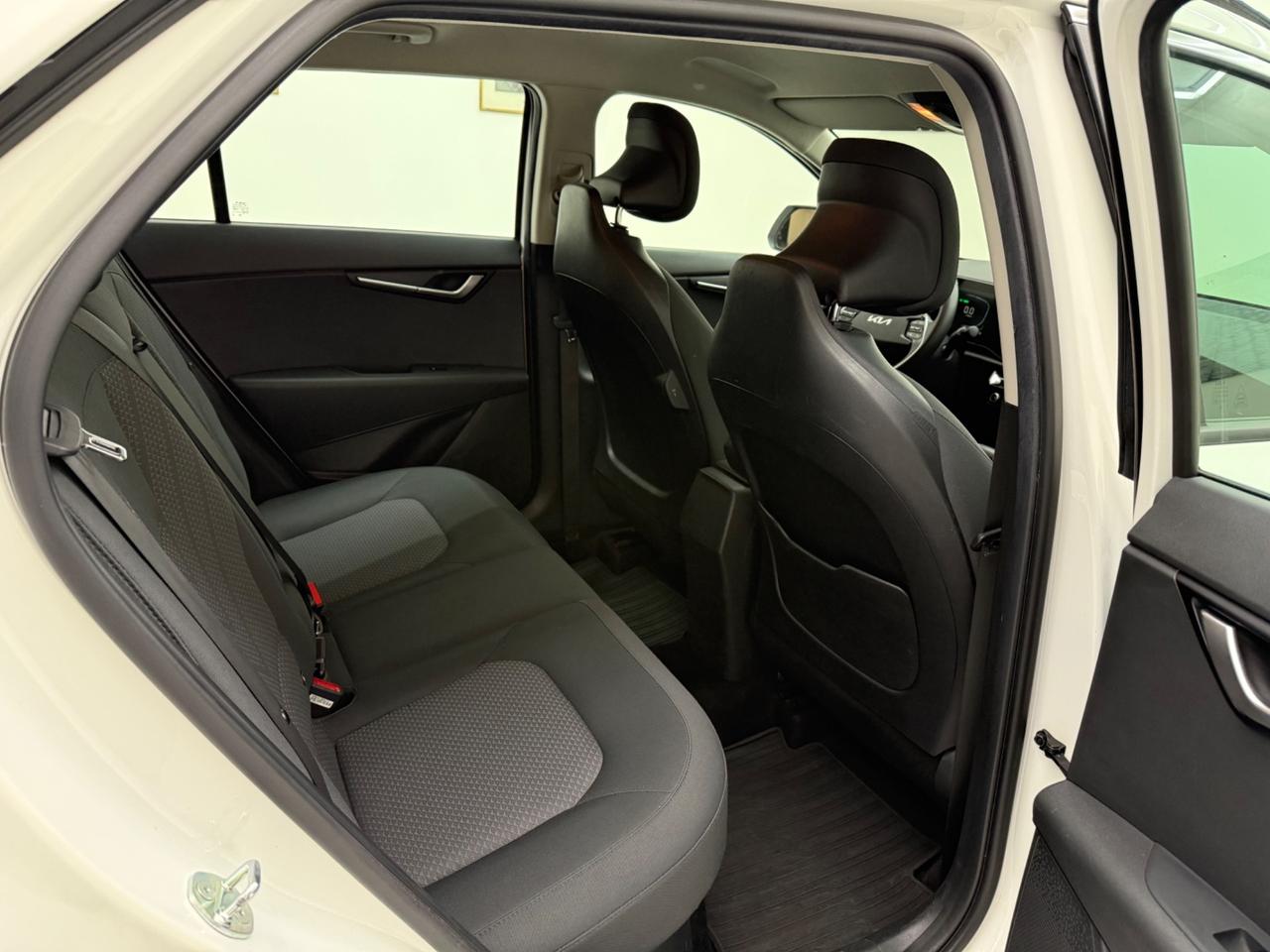 Kia Niro 1.6 GDi DCT HEV Business