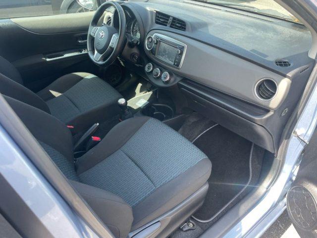 TOYOTA Yaris 1.0 BENZ 69 CV 5 porte Lounge OK NEOPATENTATI